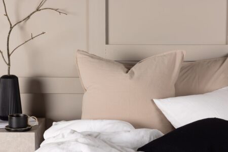 Ronja Kuddfodral 60 x 60 Beige – Dina Möbler