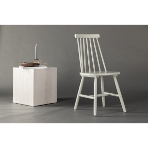 Lönneberga Matstolar 2-pack Light Grey – Dina Möbler