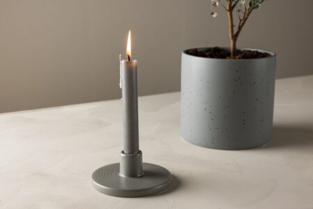 Bette Ljusstakar ⌀12 Grå – Dina Möbler