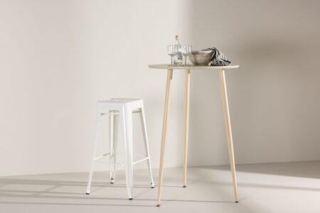 Plaza Barbord ⌀70 Whitewash – Dina Möbler