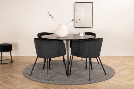Berit & Dipp Matstolar Black + Runda Matbord ⌀115 Black – Dina Möbler