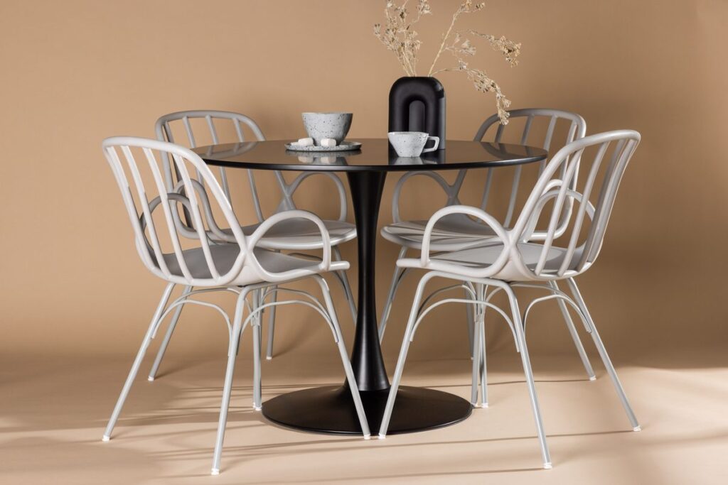 Dyrön & Glade Matstolar Light Grey + Runda Matbord ⌀100 Black